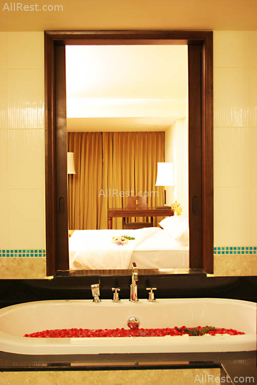 Patong Paragon Hotel 96